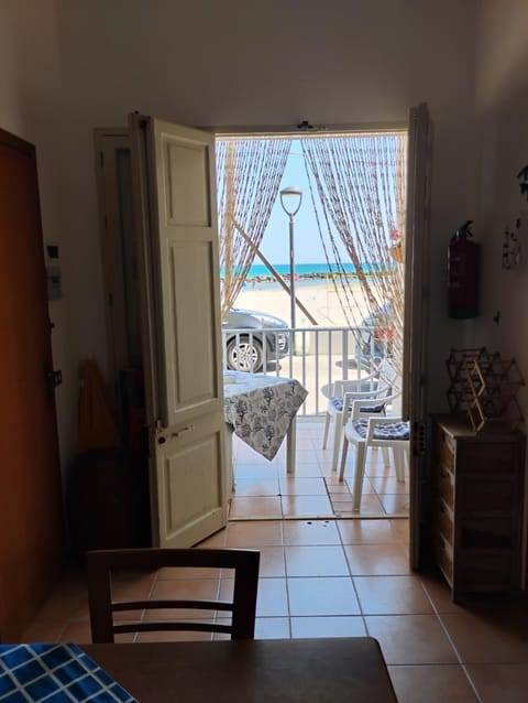 Balcony/Terrace, Seating area, Dining area, Sea view
