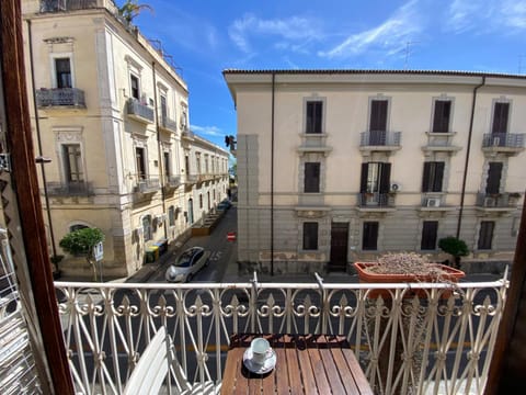 Property building, Day, Neighbourhood, View (from property/room), Balcony/Terrace, City view, Street view, Location