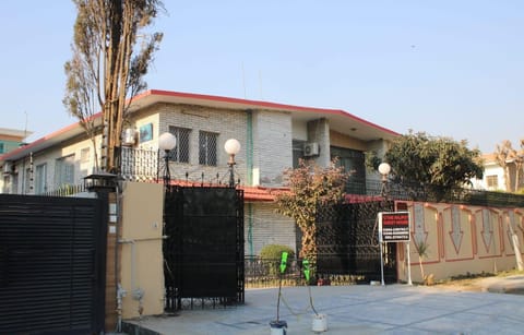 Property building, Street view