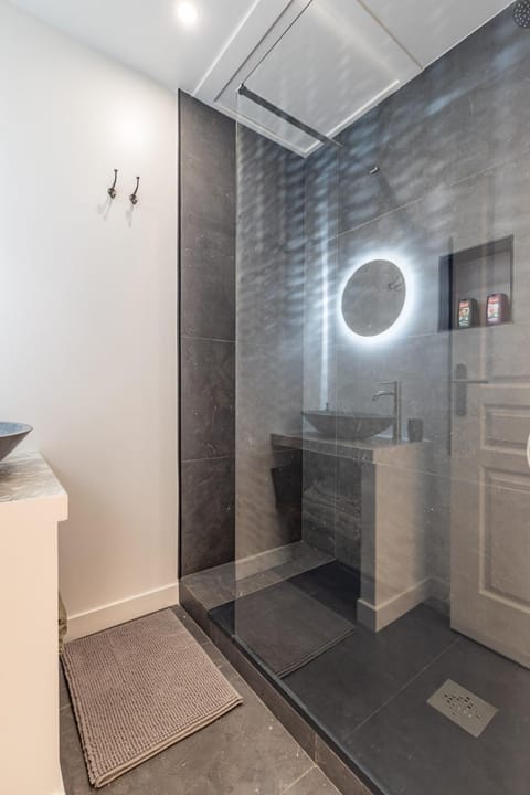 Menton Old Town Apartment in Menton