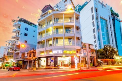 Property building, Neighbourhood, Street view, Parking