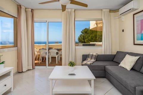 Riviera seaview getaway Apartment in Sitio de Calahonda