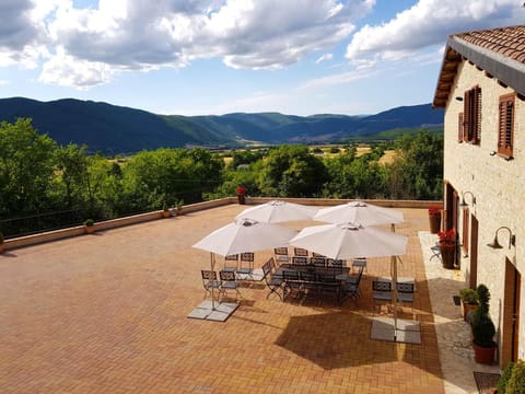 Continental breakfast, Inner courtyard view