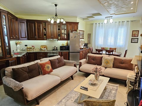 Communal lounge/ TV room, Living room