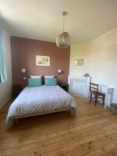 La Hacienda Rosita Bed and Breakfast in St-Malo