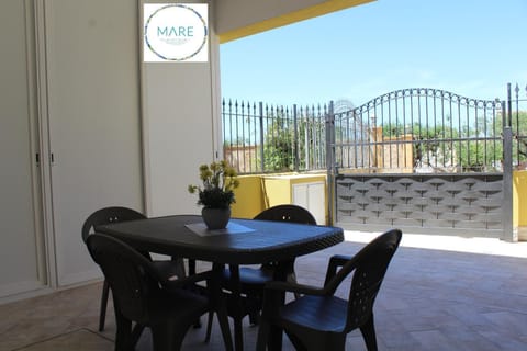 Balcony/Terrace, Dining area