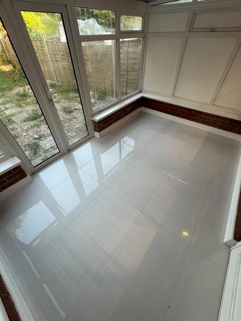 Stylish! 3 Bedroom City Centre Home + FREE Parking Apartment in Metropolitan Borough of Solihull