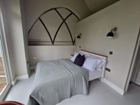 Loft Barn Apartment, sleeps 4 Apartment in Aylesbury Vale