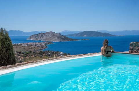Nearby landmark, Day, People, Natural landscape, Guests, Lake view, Mountain view, Pool view, Sea view, Swimming pool, group of guests