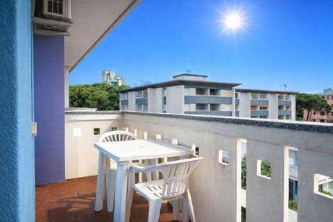 View (from property/room), Balcony/Terrace, furniture