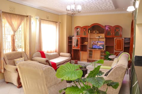 Communal lounge/ TV room, Balcony/Terrace, Living room, Seating area