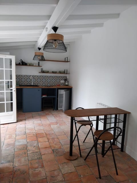 Studio Versailles Woods Apartment in Île-de-France