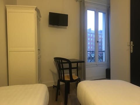 le paris saint ouen Hotel in Paris