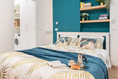 Bed, Photo of the whole room, Bedroom, towels, wardrobe