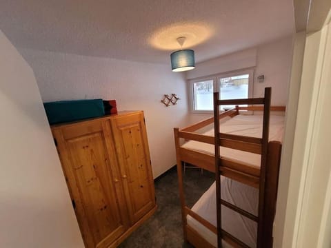 Bel appartement entre lac et montagne Apartment in Haute-Savoie