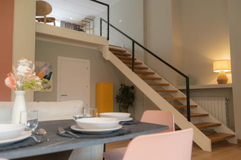 Living room, Seating area, Dining area