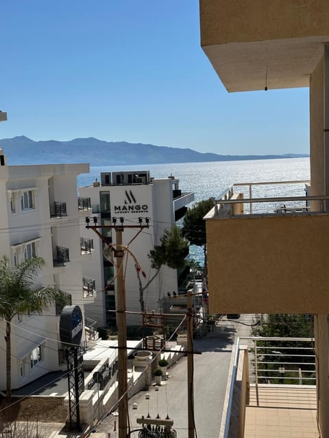 Balcony/Terrace, Mountain view, Sea view, Street view