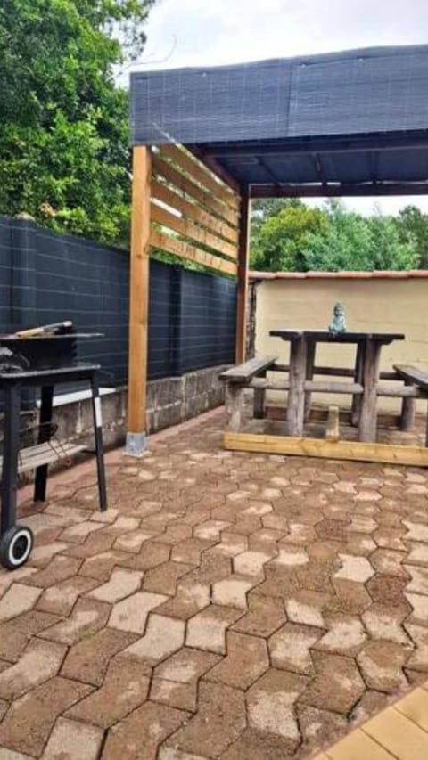 Patio, BBQ facilities, View (from property/room), Balcony/Terrace, Dining area