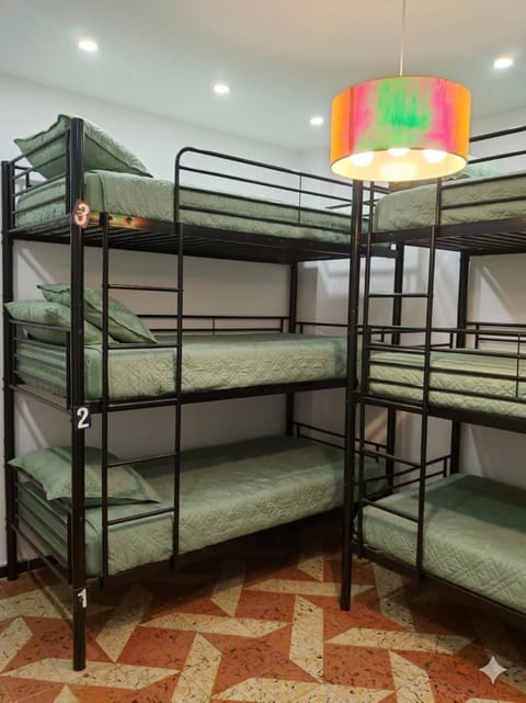 Bed, View (from property/room), Photo of the whole room, Bedroom, bunk bed, towels