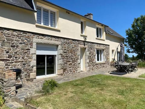 Patio, Facade/entrance, BBQ facilities