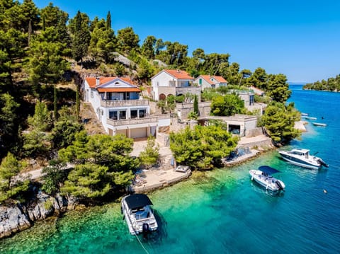 Property building, Beach, Sea view