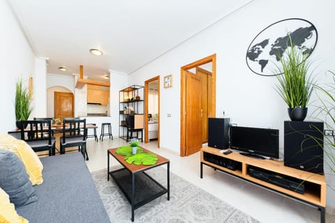 Communal lounge/ TV room, Living room