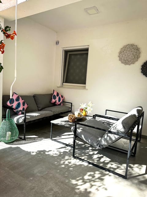 Patio, Balcony/Terrace, Seating area