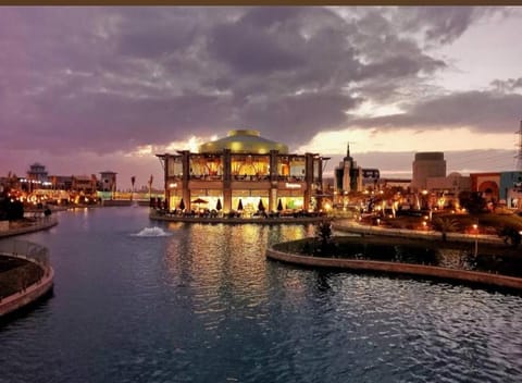 Nearby landmark, Day, Night, Natural landscape, City view, Lake view, Pool view, River view, Swimming pool
