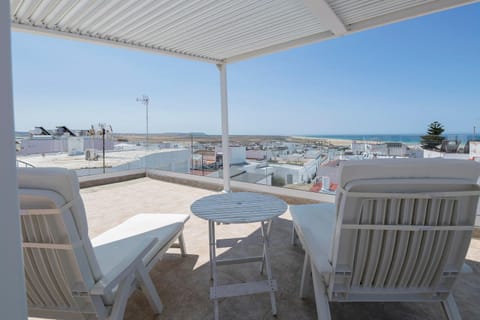 Balcony/Terrace, Seating area, sunbed