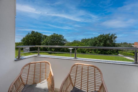 Day, Natural landscape, View (from property/room), Balcony/Terrace