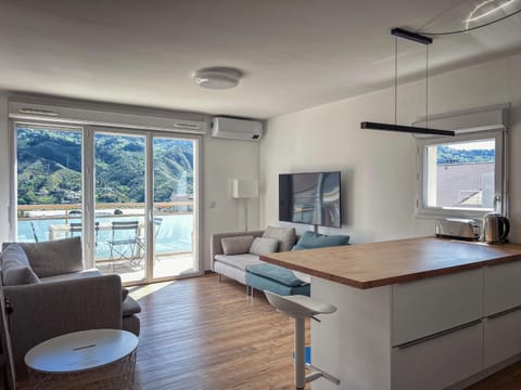 Balcony/Terrace, Living room