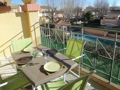 Balcony/Terrace, Pool view