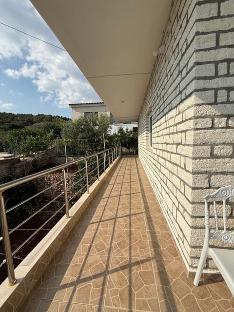 View (from property/room), Balcony/Terrace