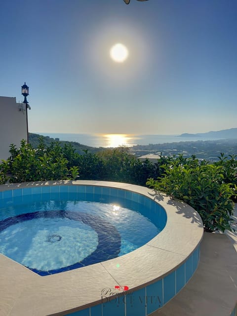 Off site, Day, Hot Tub, Mountain view, Swimming pool, Sunset