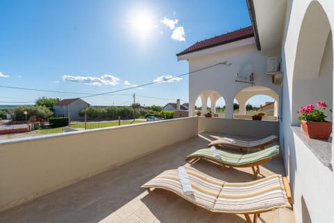 Patio, Day, View (from property/room), Balcony/Terrace, Seating area, sunbed