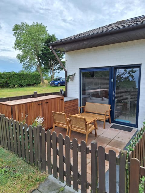 Property building, Balcony/Terrace
