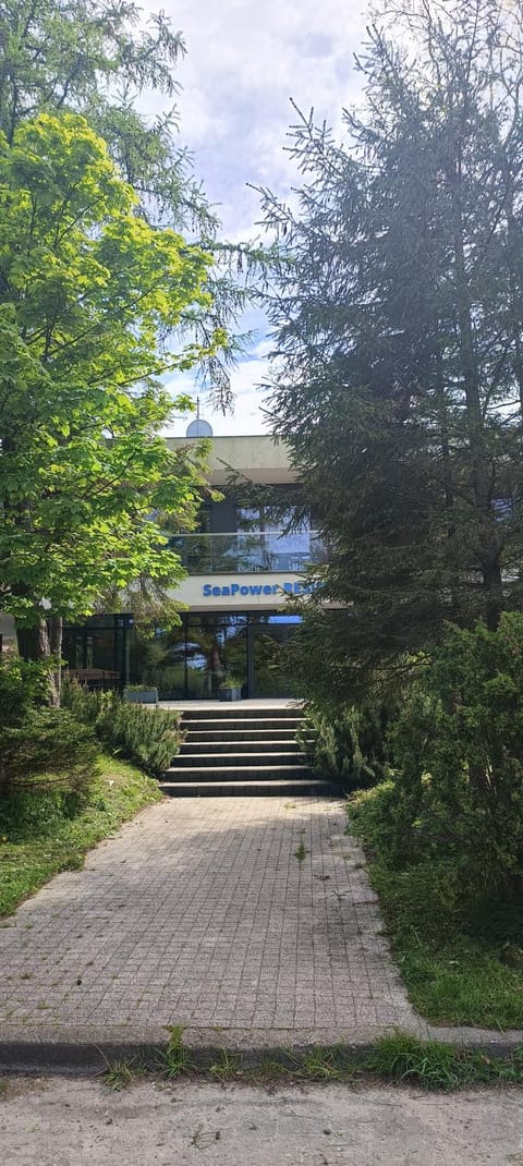 Property building, Facade/entrance, Natural landscape