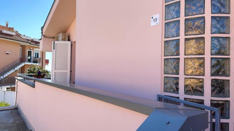 Palme 13 - Marcelli, bilocale con terrazzino, Residence Le Palme Apartment in Marcelli