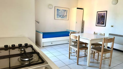 Palme 13 - Marcelli, bilocale con terrazzino, Residence Le Palme Apartment in Marcelli