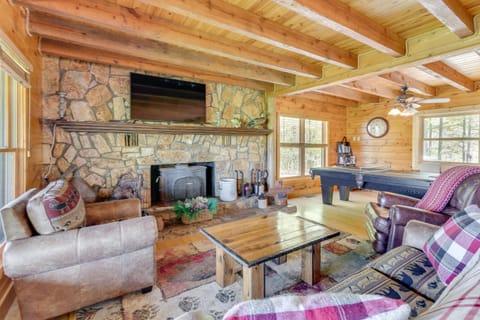 Rustic Topton Cabin with Game Room and Private Hot Tub Cabin in Nantahala Lake