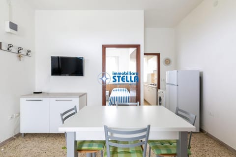 TV and multimedia, Dining area