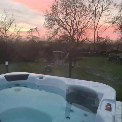 Hot Tub