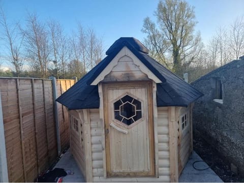 BBQ facilities, BBQ facilities