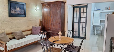 Studio Flat near Sea Apartment in Munxar