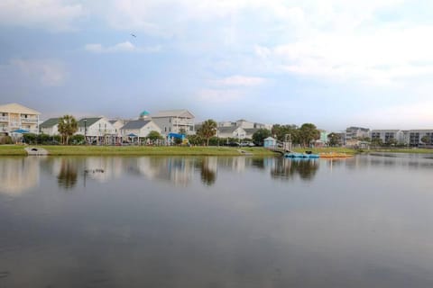 Day, Natural landscape, Lake view