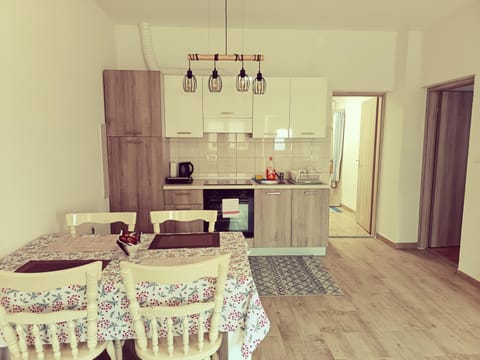 Kitchen or kitchenette, Dining area, Family, furniture, pet friendly, toaster, kitchen