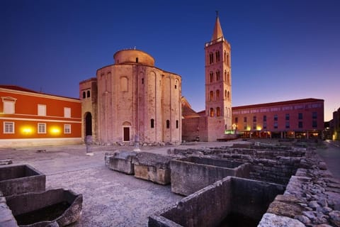 Apartment Nora with private parking Apartment in Zadar