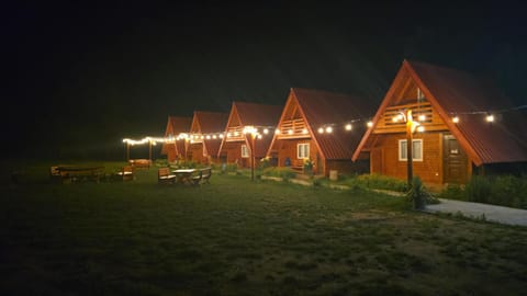 Ekoo katun Jezerca Chalet in Montenegro