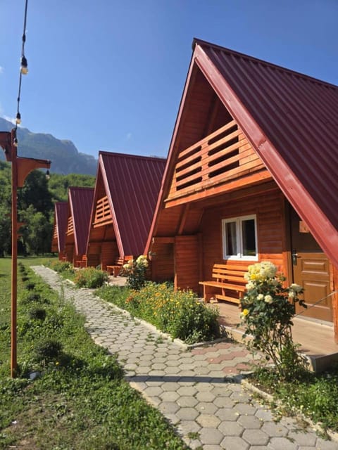 Ekoo katun Jezerca Chalet in Montenegro