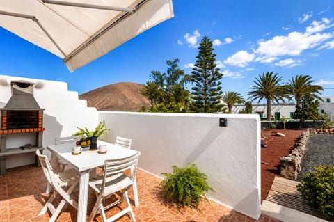 Off site, BBQ facilities, Balcony/Terrace